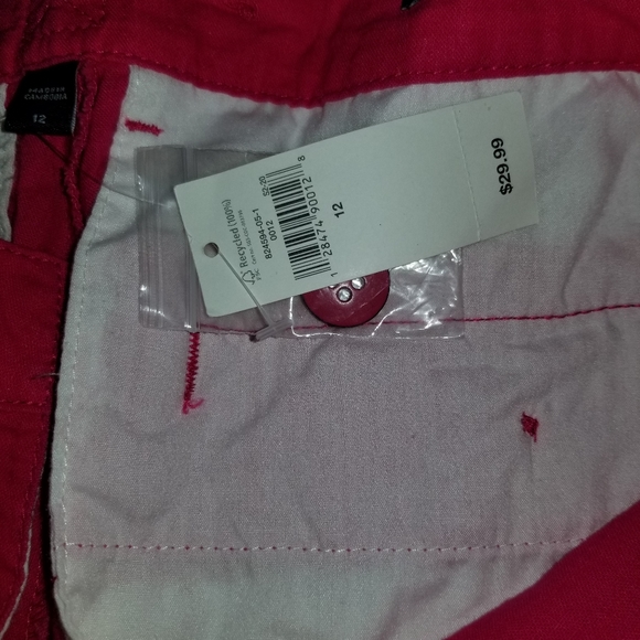 NWT Gap shorts - Picture 4 of 4
